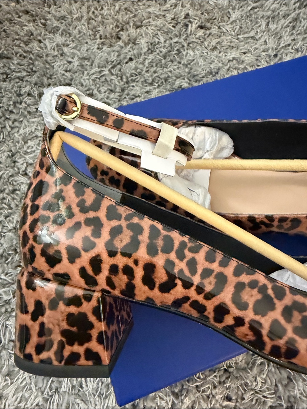 Stuart Weitzman Leopard-Print Ankle-Strap Pumps in Brown/Black New in Box - Picture 6 of 8